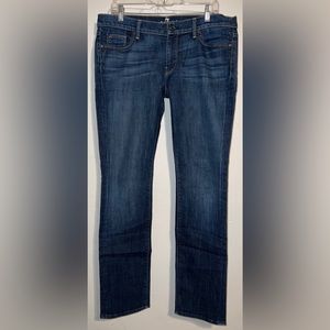 7 For All Mankind Straight 32/32 Jeans in Like New Condition